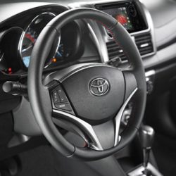 yarishb17-volante Yaris Hatchback 2017 Volante