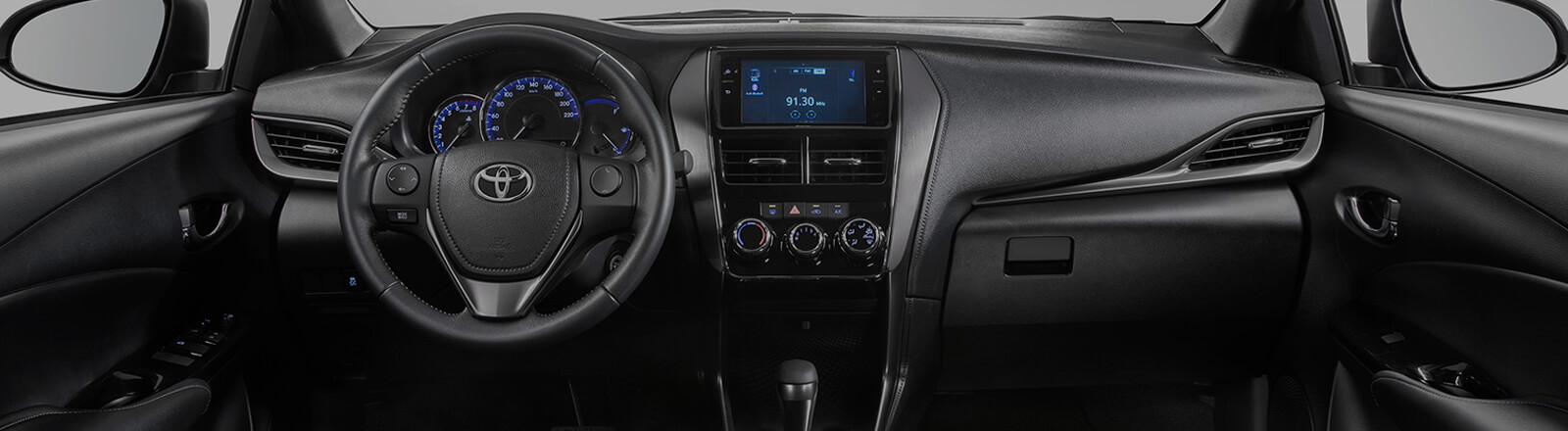 Yaris Sedán Interior